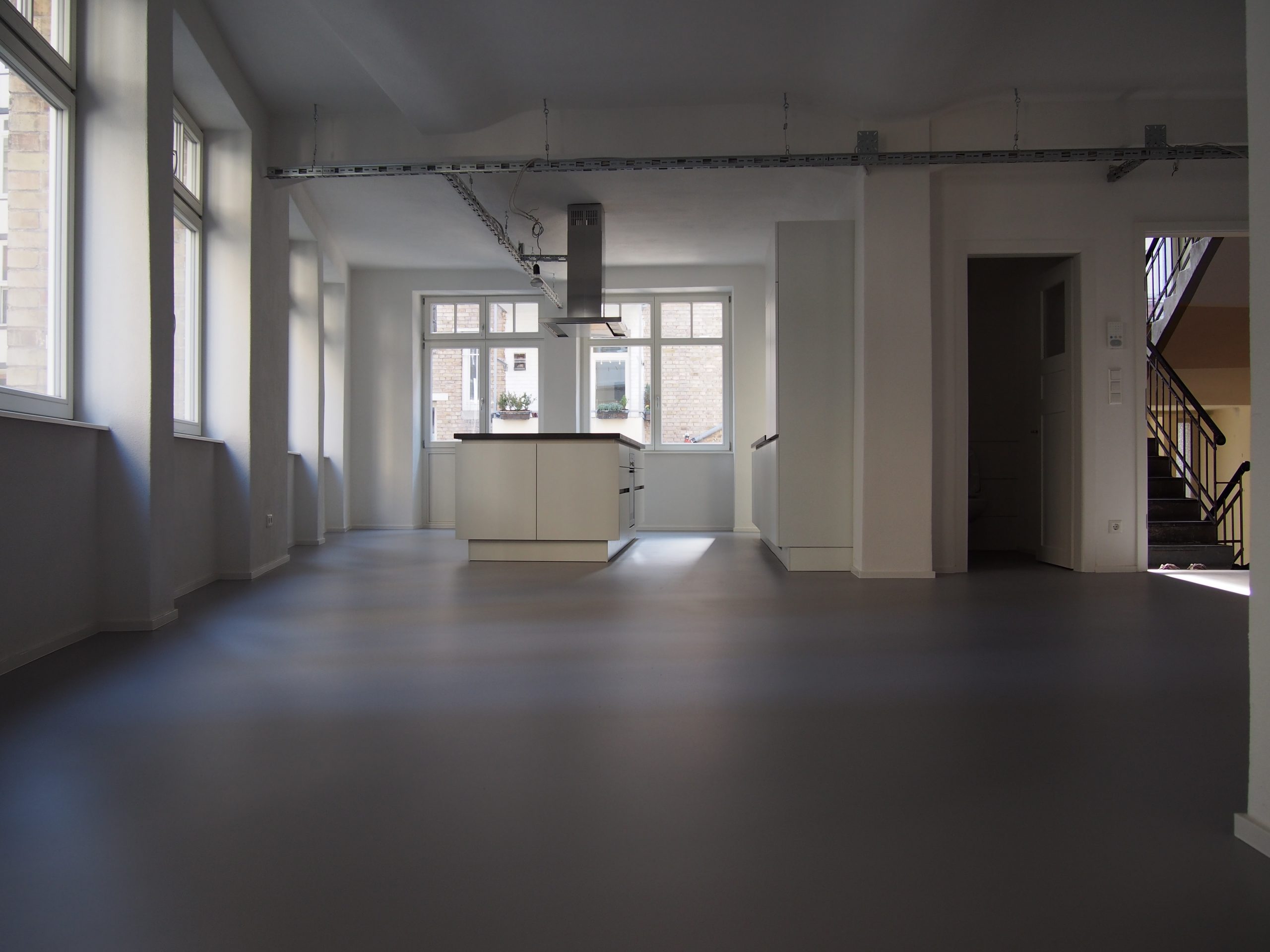 Modernes Loft in ehemaliger Fabrik im Lehenviertel - Durchdewald Immobilien