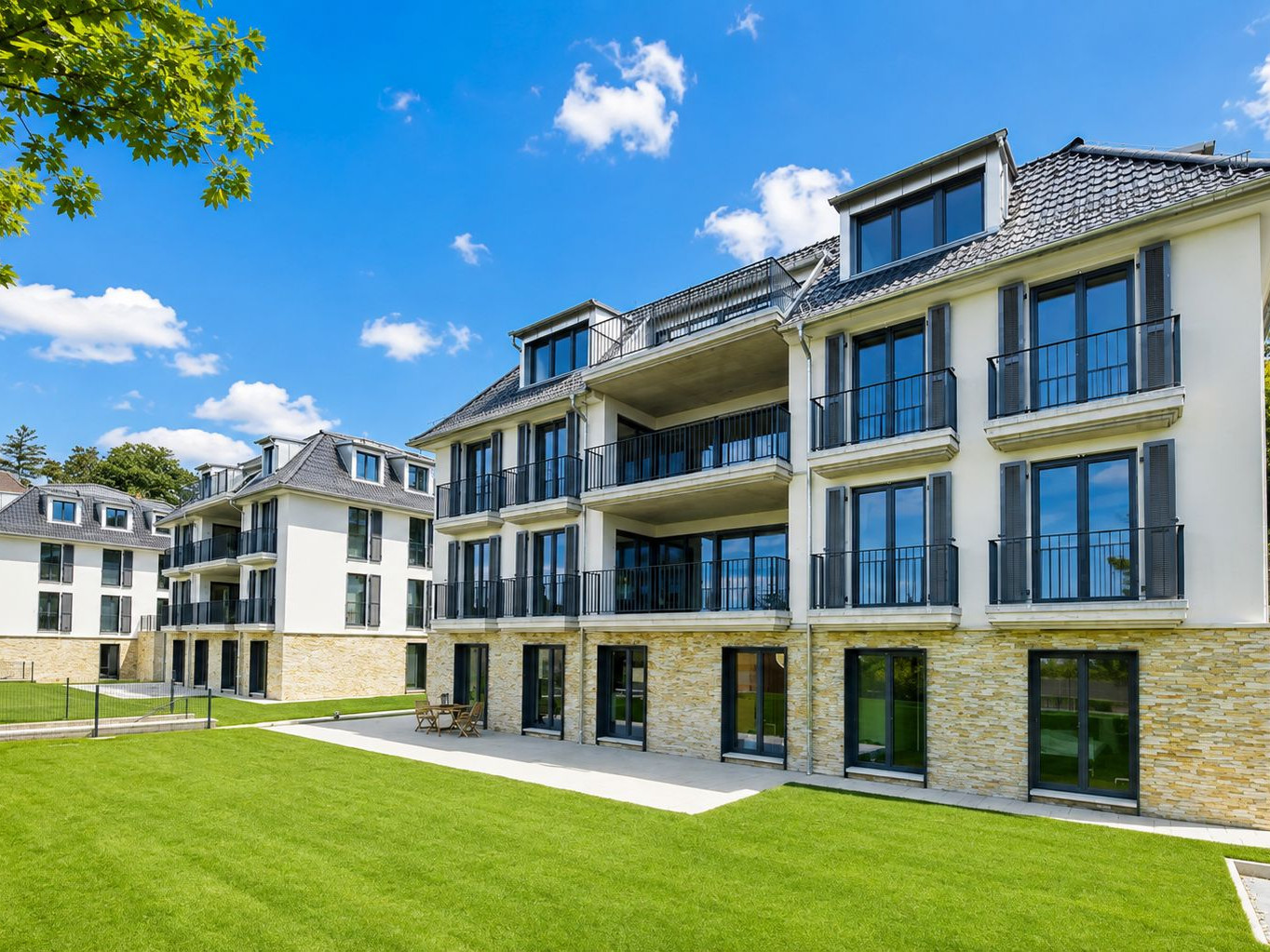 Großzügige 3-Zi.-Wohnung mit Terrasse und Garten in Aussichtslage in Stuttgart-Nord – Ansicht 11