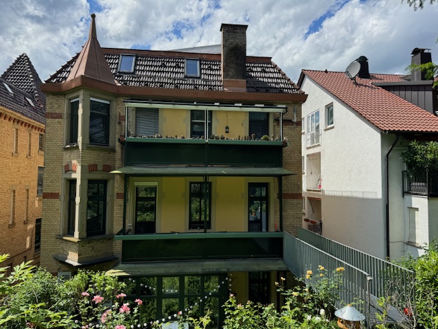 Wohnen im stilvollen Altbau in Stuttgart-Ost – Ansicht 1